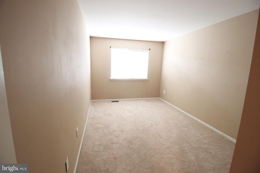 9 SESAME DRIVE