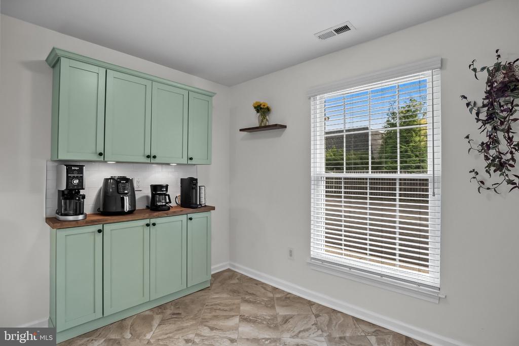 303 DAWSON STREET Unit: 101