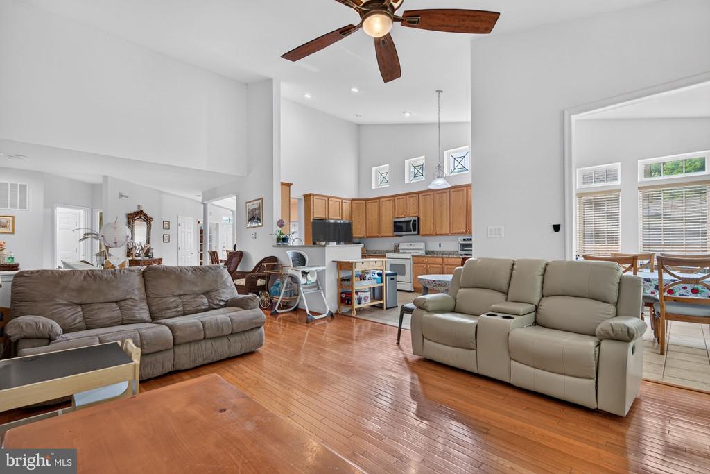 27 HEARTHSTONE BOULEVARD