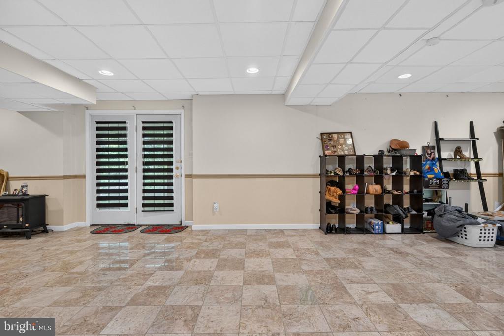 27 HEARTHSTONE BOULEVARD