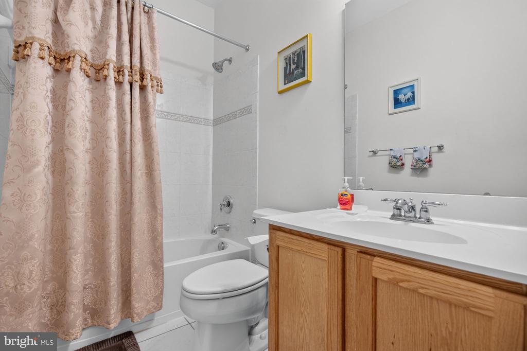 27 HEARTHSTONE BOULEVARD