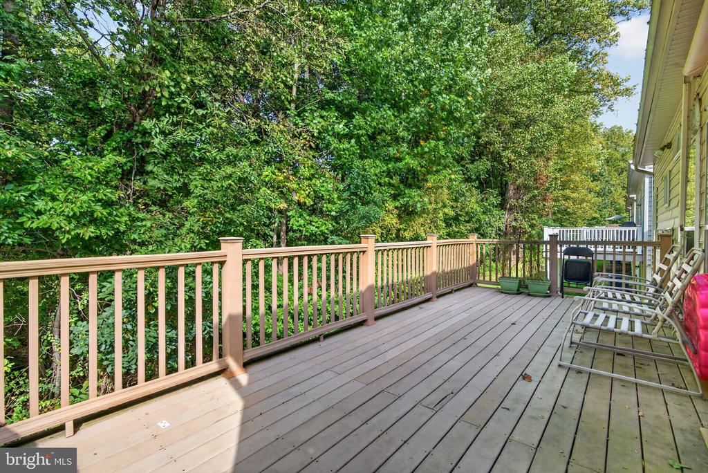 27 HEARTHSTONE BOULEVARD