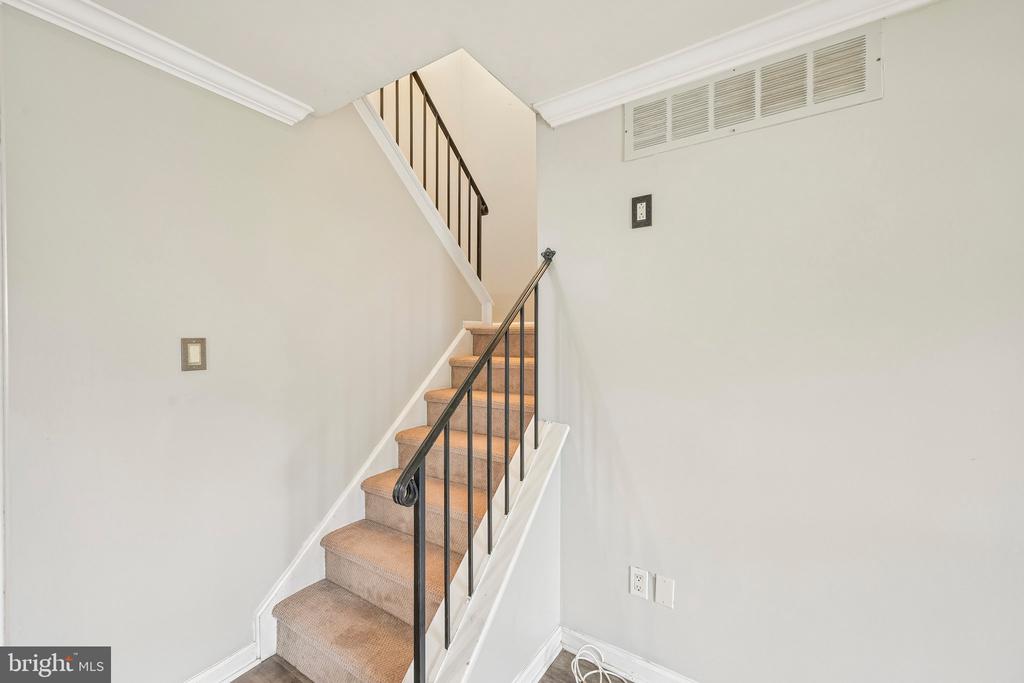 11 RIESLING COURT