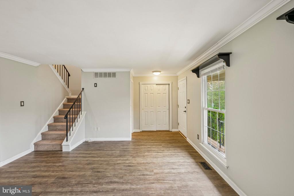 11 RIESLING COURT