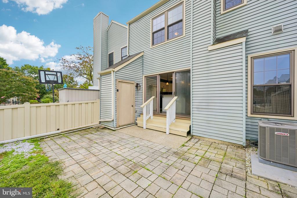 11 RIESLING COURT