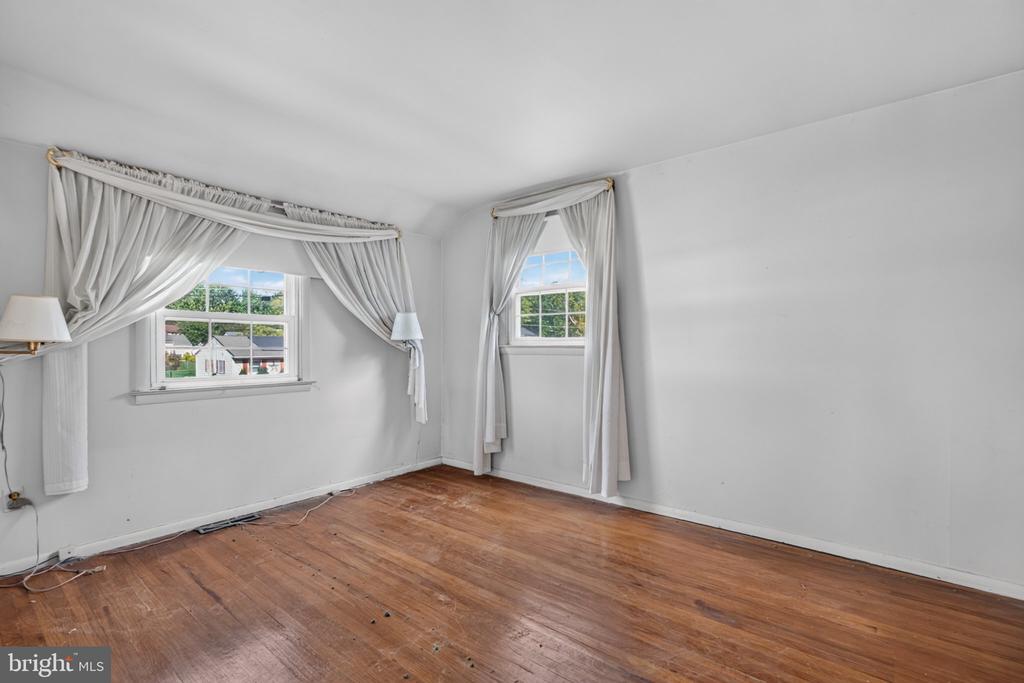 22 ABINGTON AVENUE