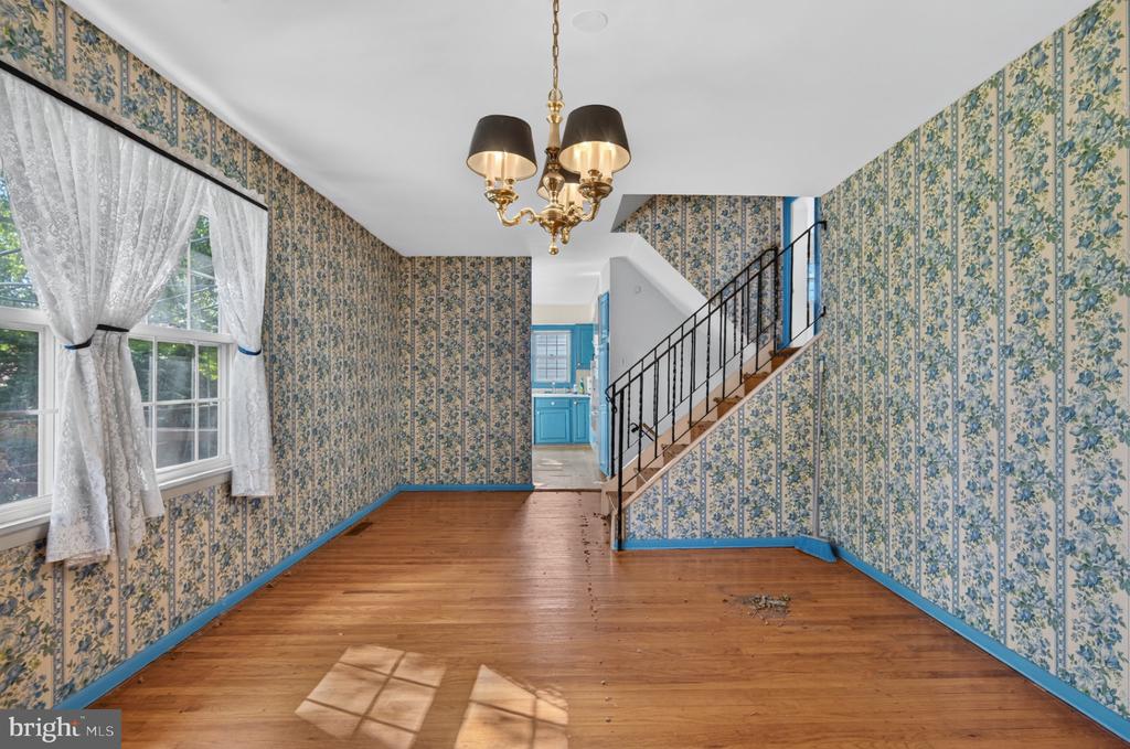 22 ABINGTON AVENUE