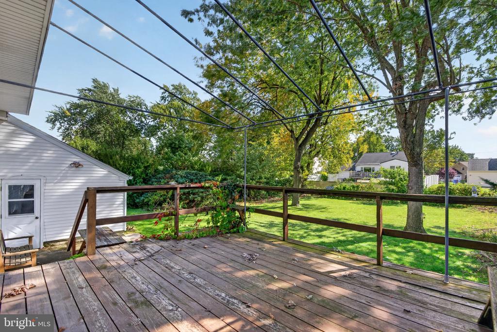 22 ABINGTON AVENUE