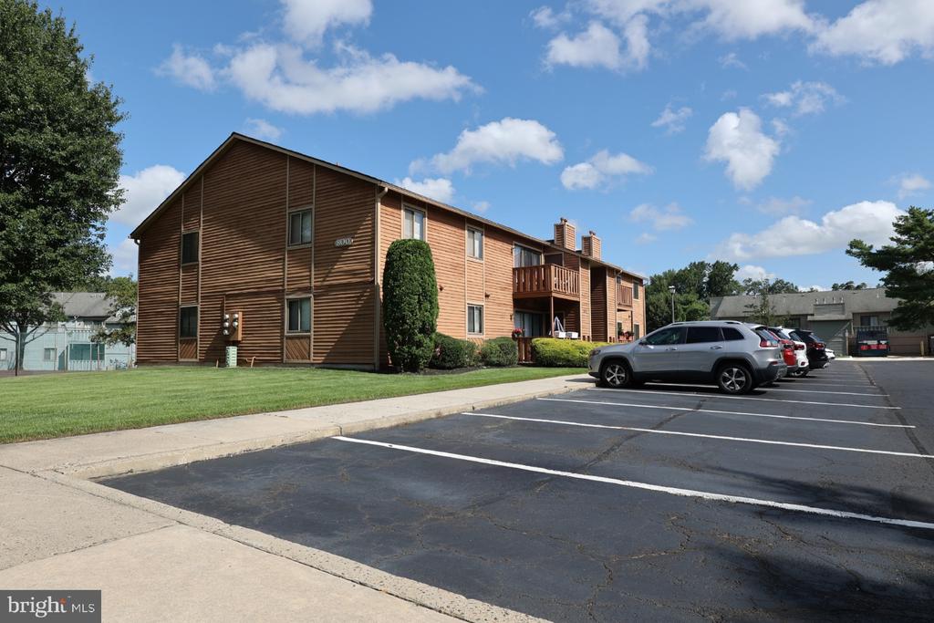 806 HARRIER ROW