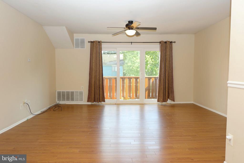 806 HARRIER ROW