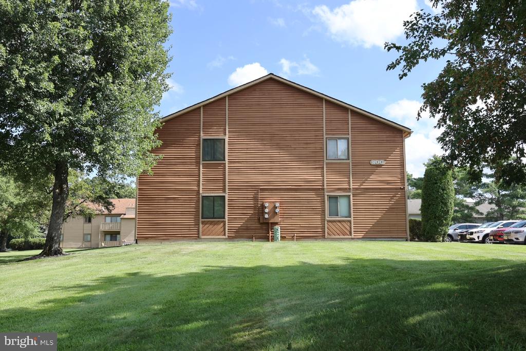 806 HARRIER ROW