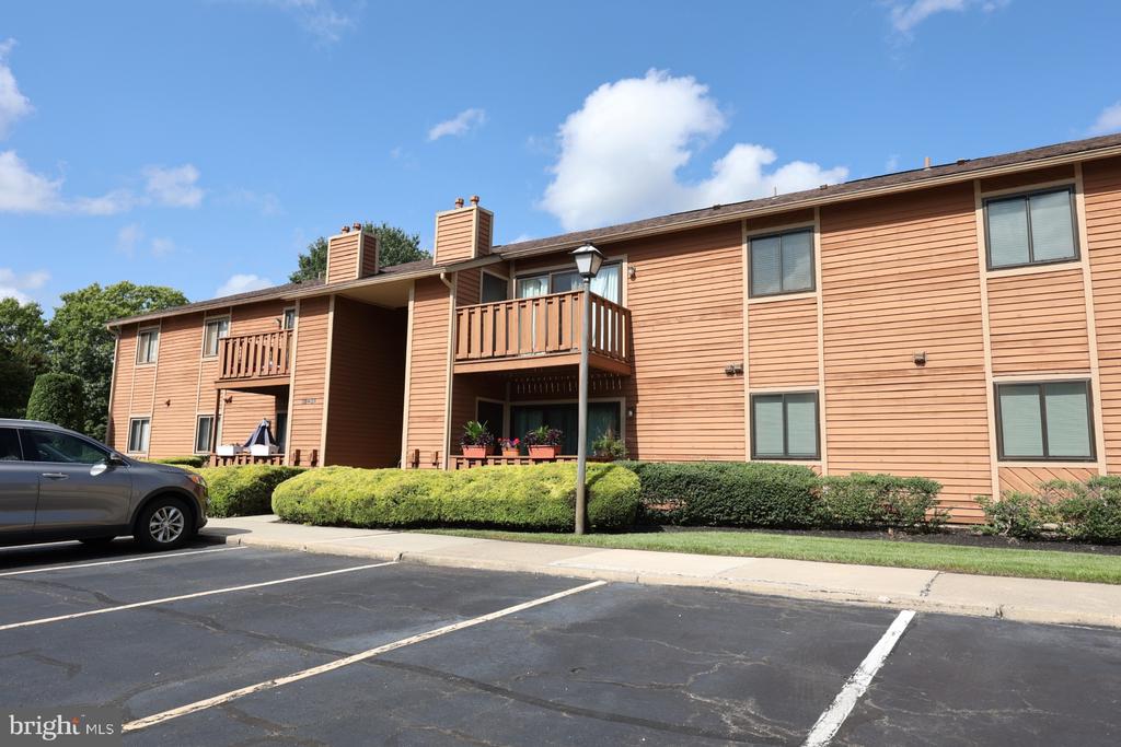 806 HARRIER ROW