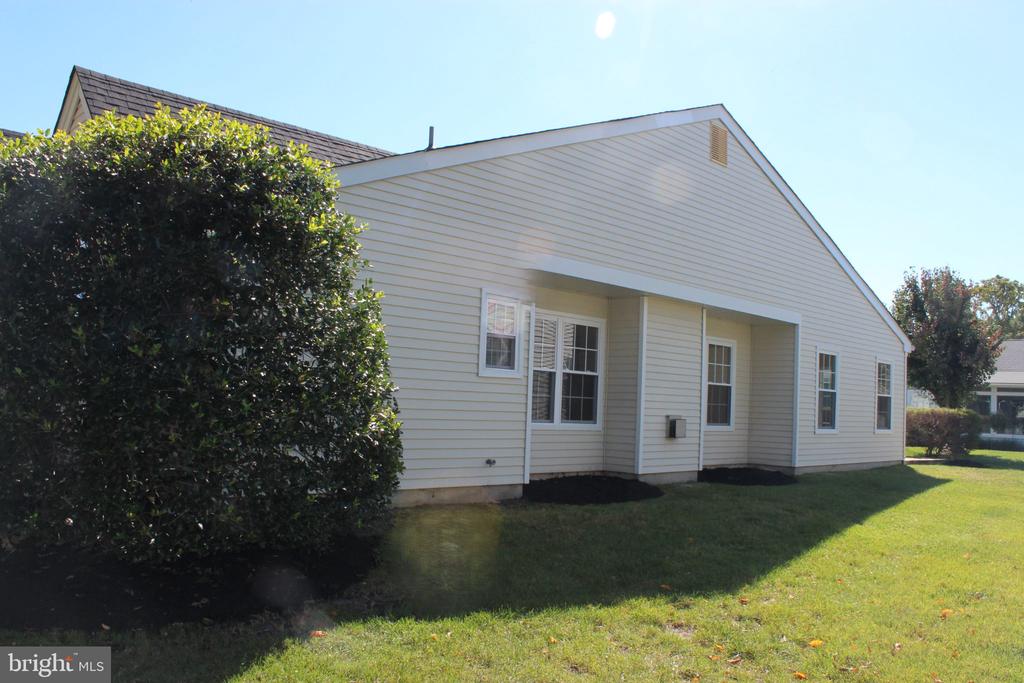 410 ELDERBERRY COURT