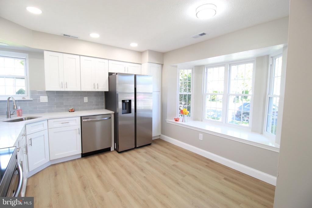 410 ELDERBERRY COURT
