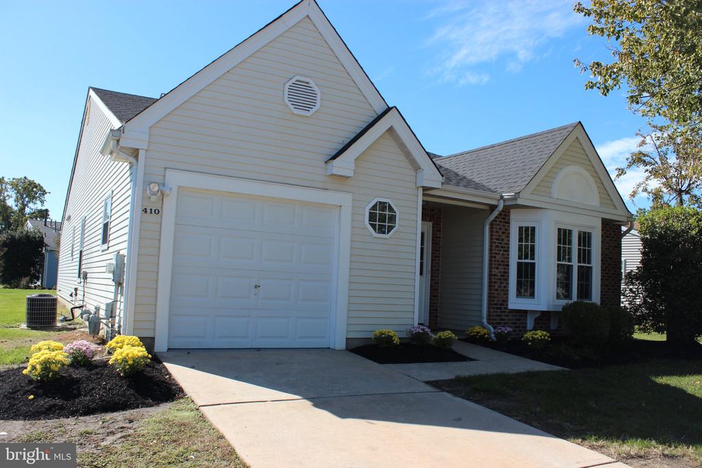 410 ELDERBERRY COURT