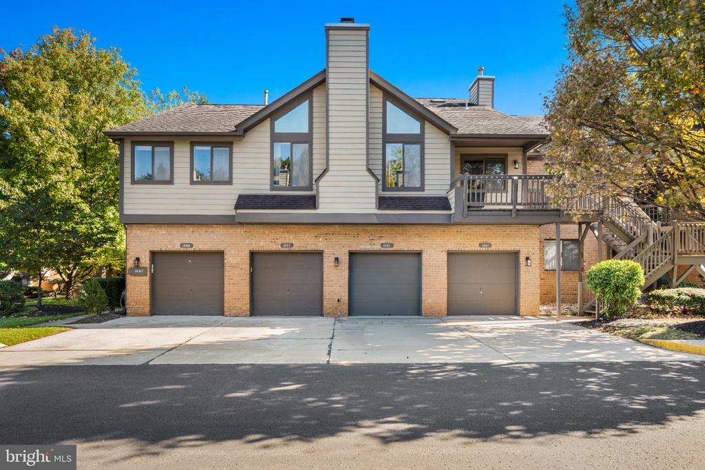 1605 AUGUSTA CIRCLE