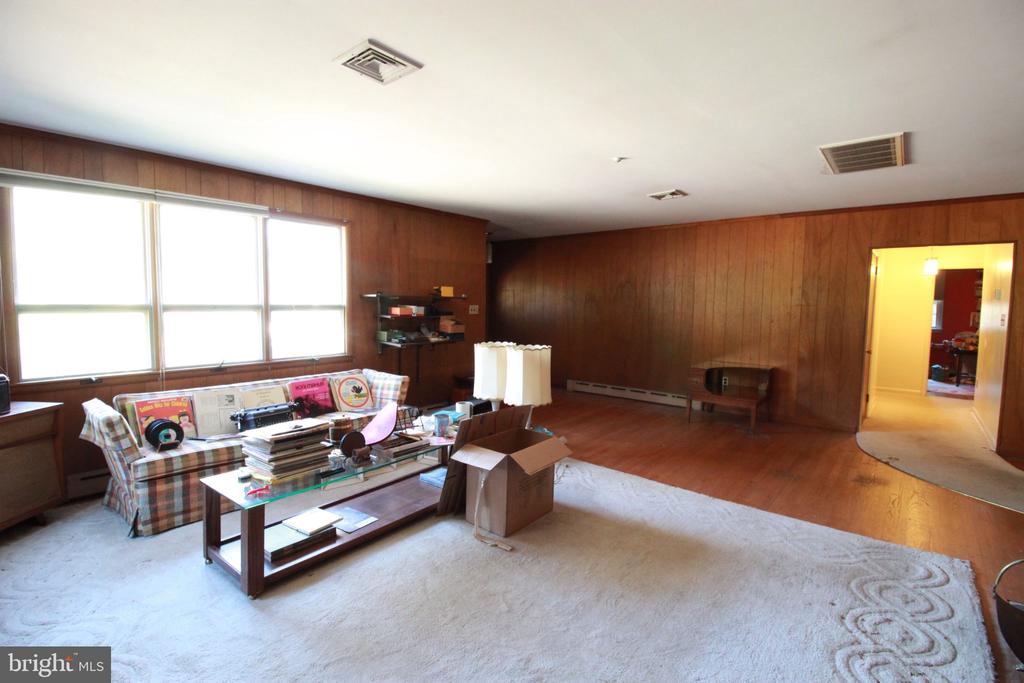 611 CREEK ROAD