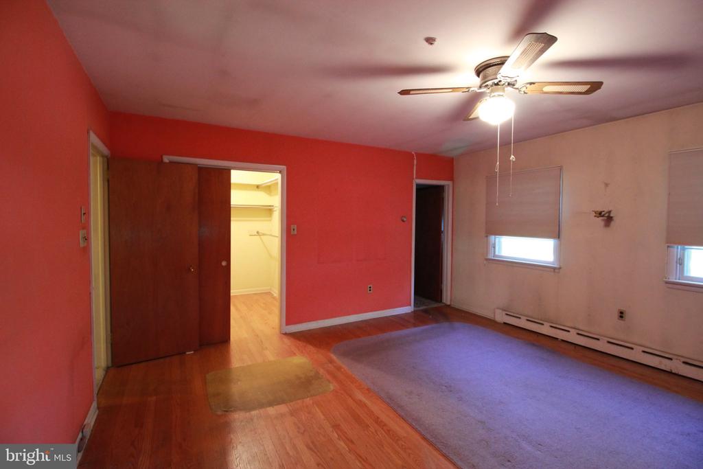 611 CREEK ROAD