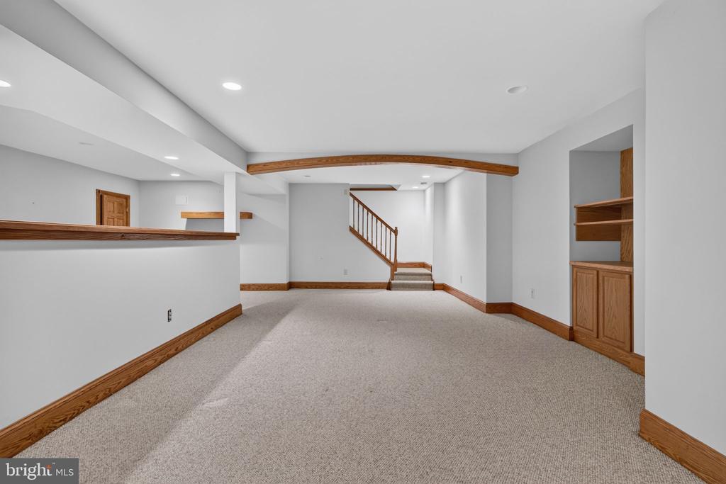 31 HIGH POINT DRIVE