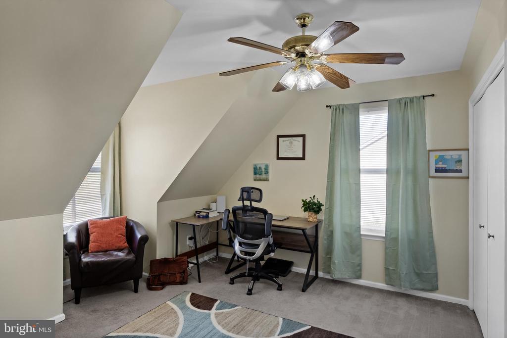 1611 Dolly Dr