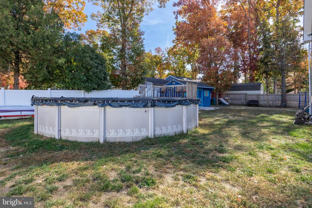 1611 Dolly Dr