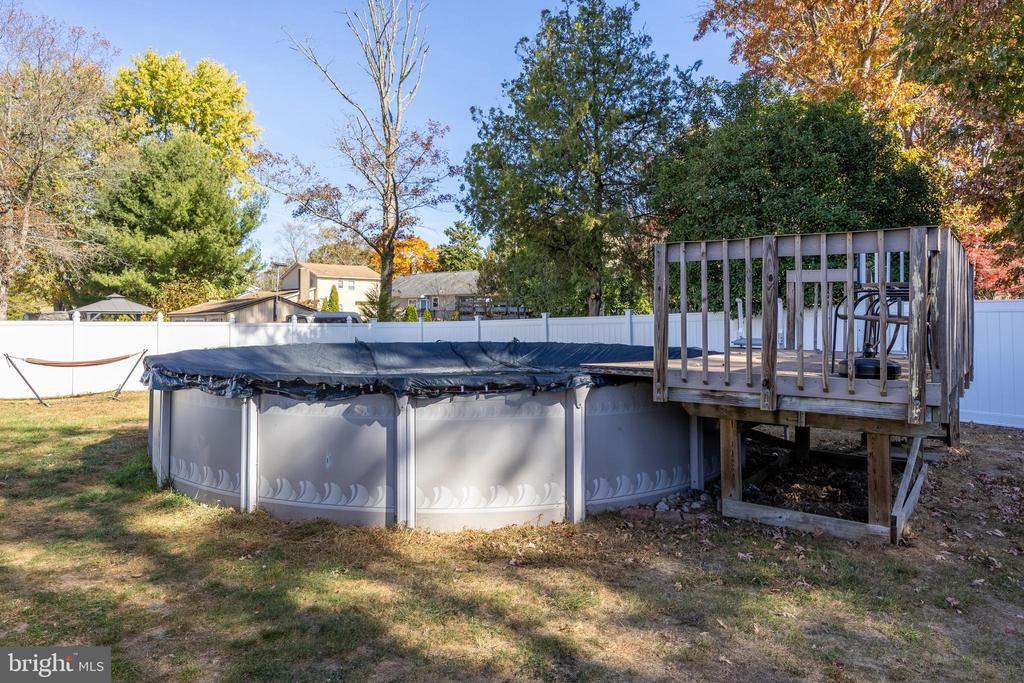 1611 Dolly Dr