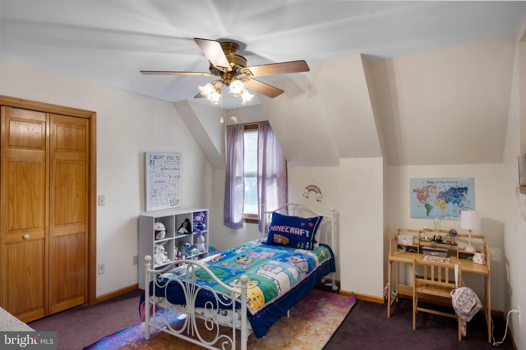 1611 Dolly Dr