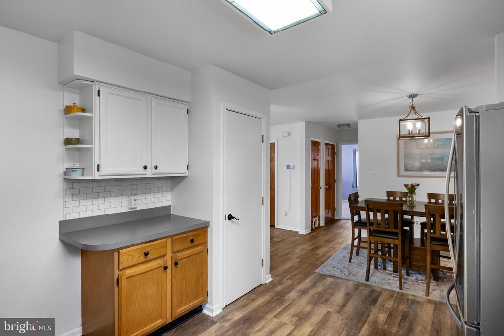1611 Dolly Dr