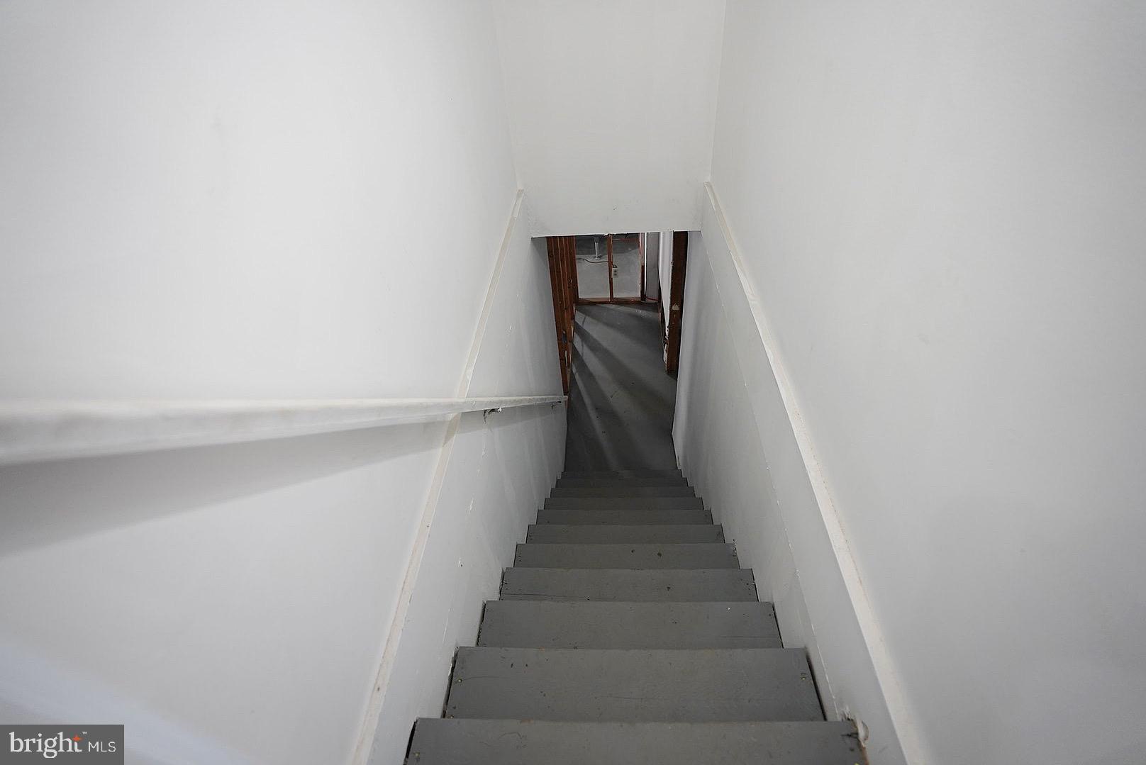 42 FINLEY ROAD