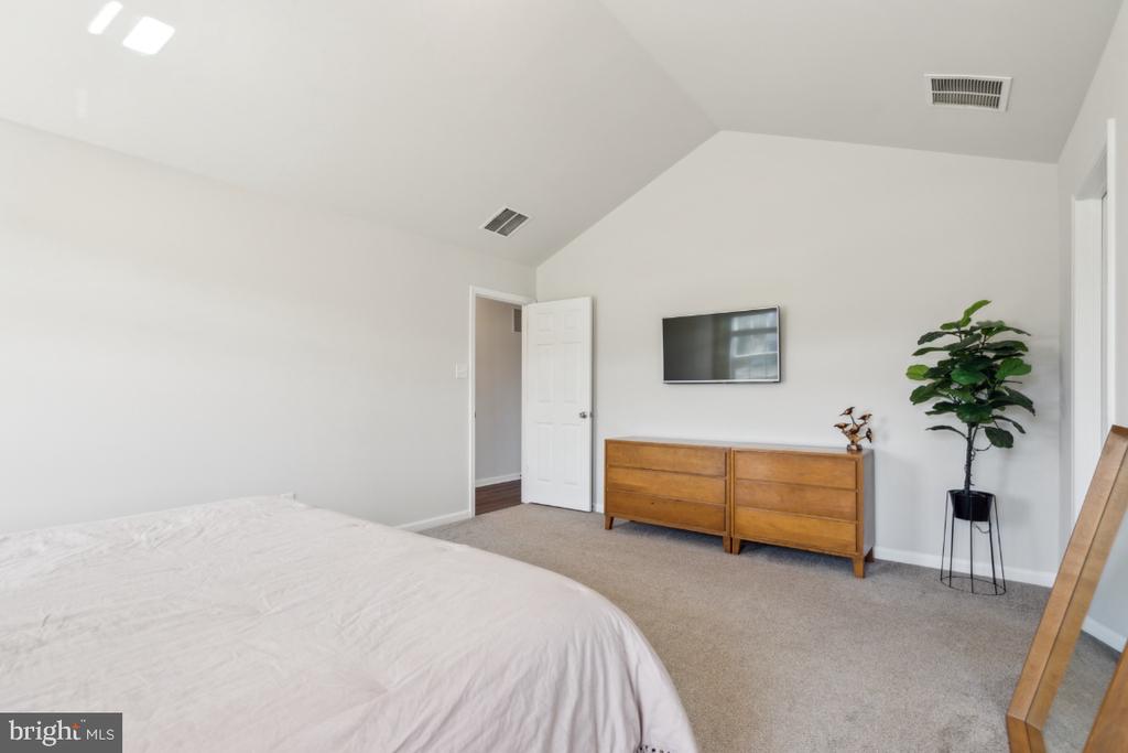6 JACK ROBERT DRIVE