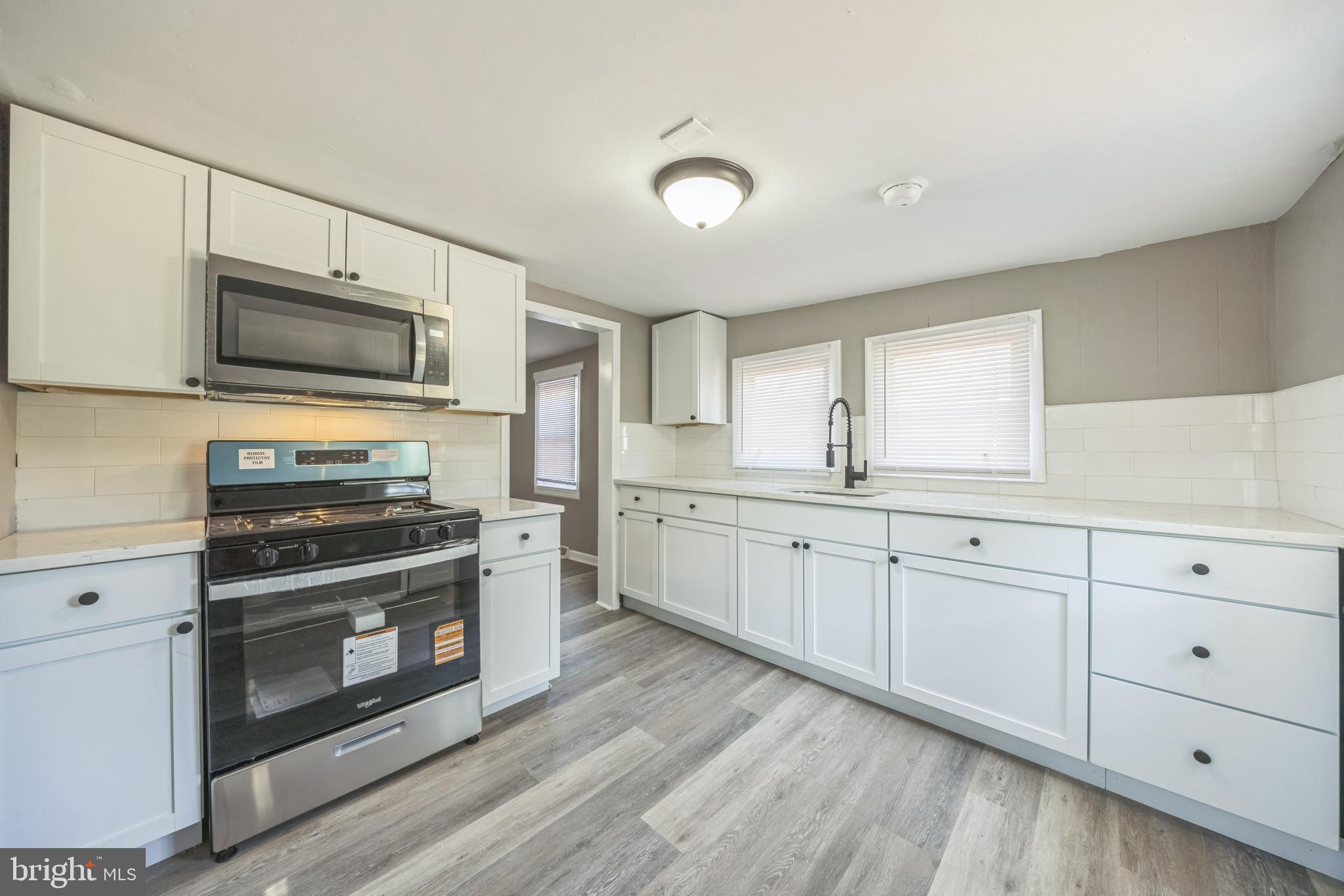 375 PEEK AVENUE