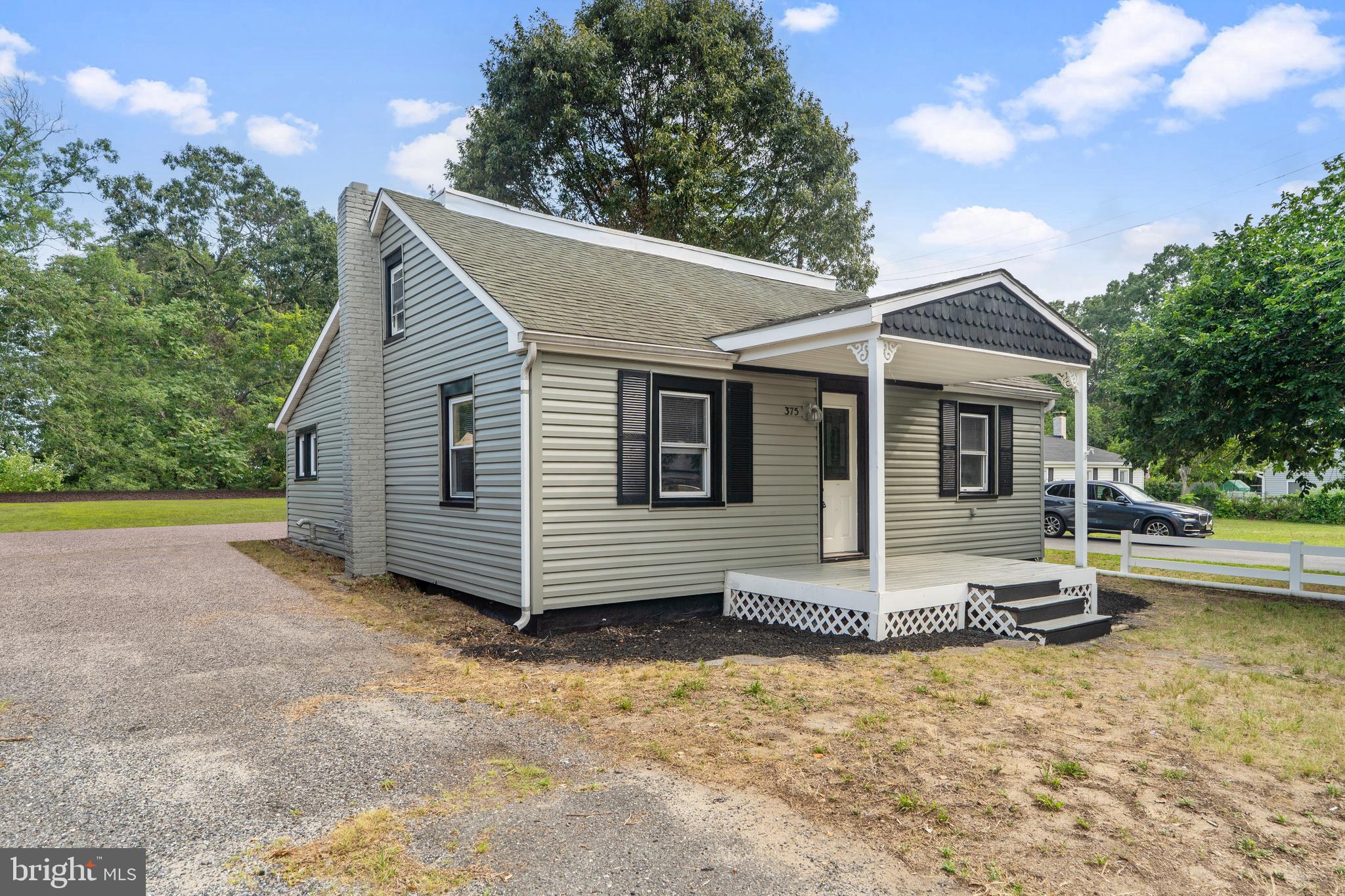 375 PEEK AVENUE