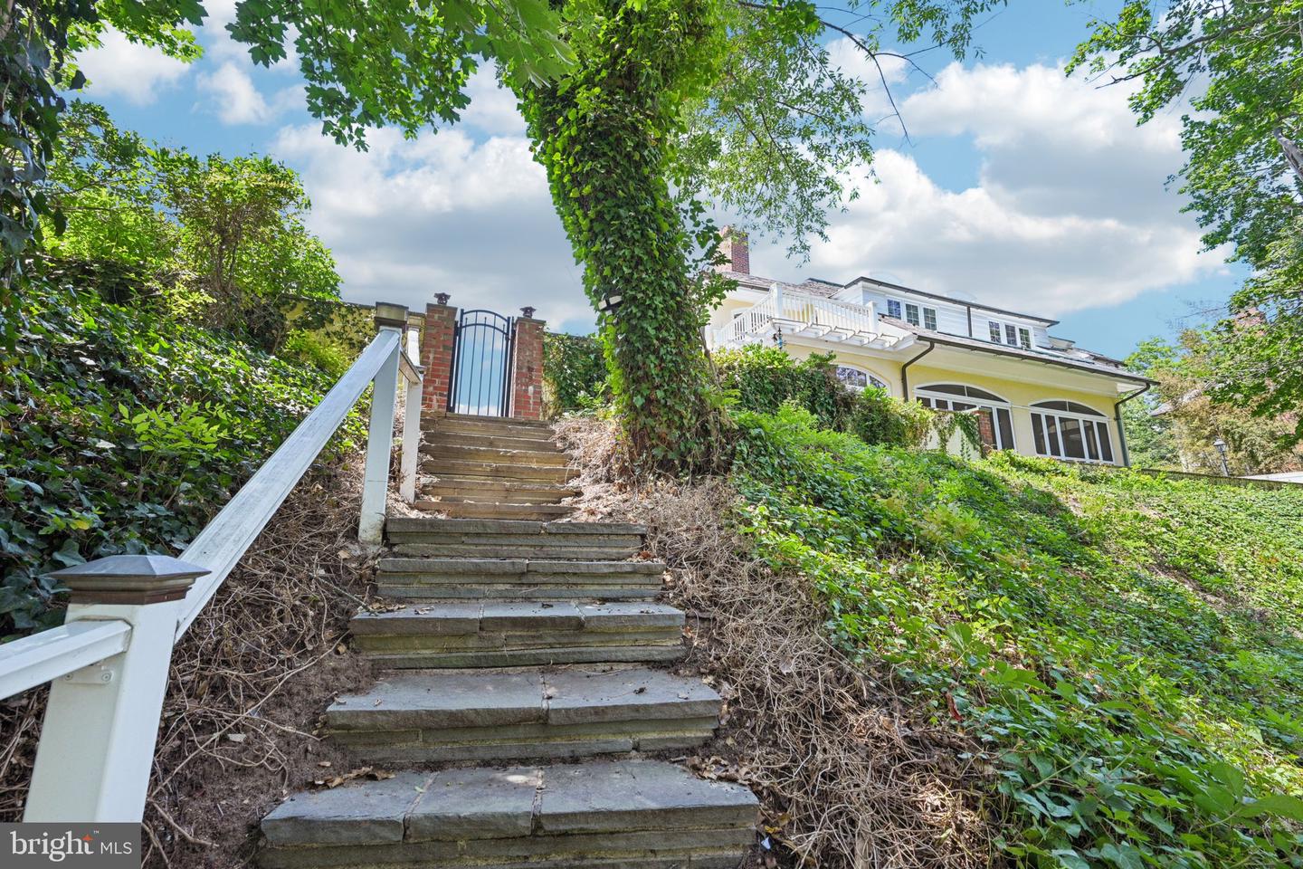 23 Franklin Drive