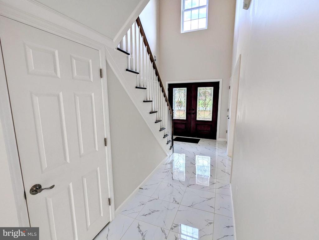 28 OSBORN LANE