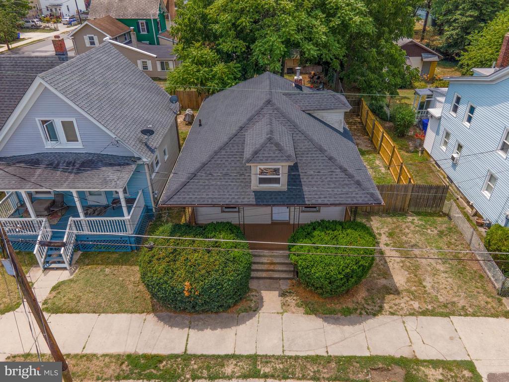 329 D STREET