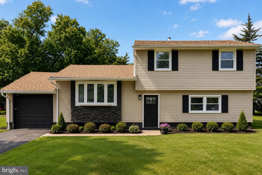 1921 MOUNTAIN DRIVE