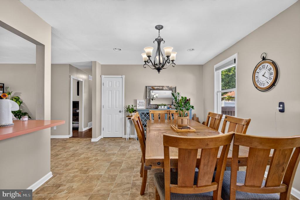 1236 MAGNOLIA ROAD