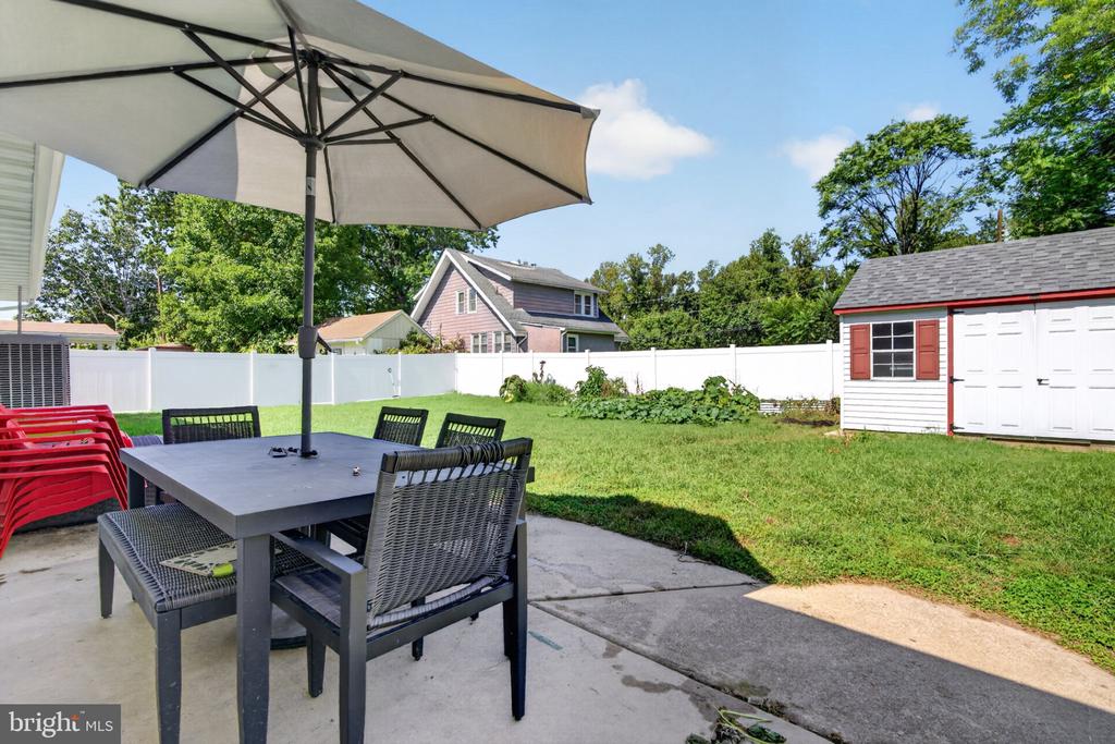 1236 MAGNOLIA ROAD