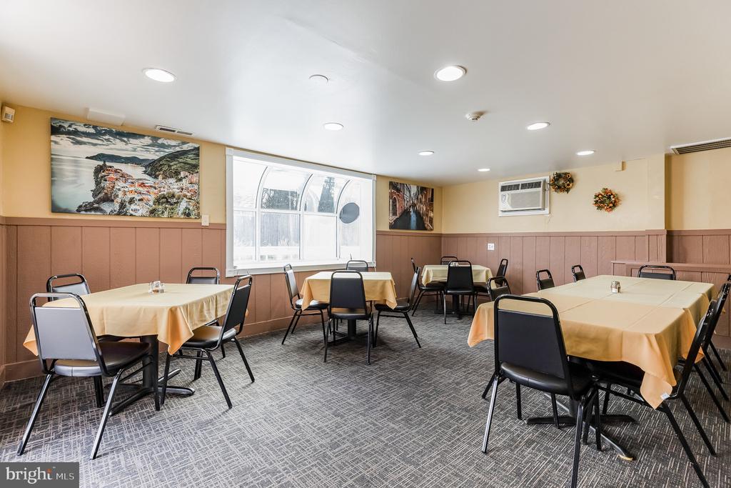 116 WHITE HORSE PIKE