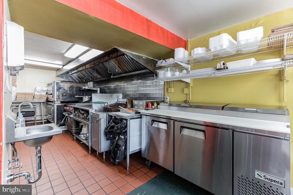 116 WHITE HORSE PIKE