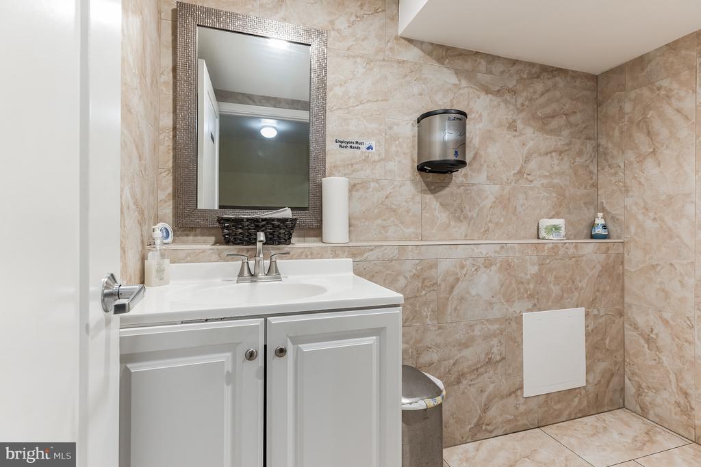 116 WHITE HORSE PIKE