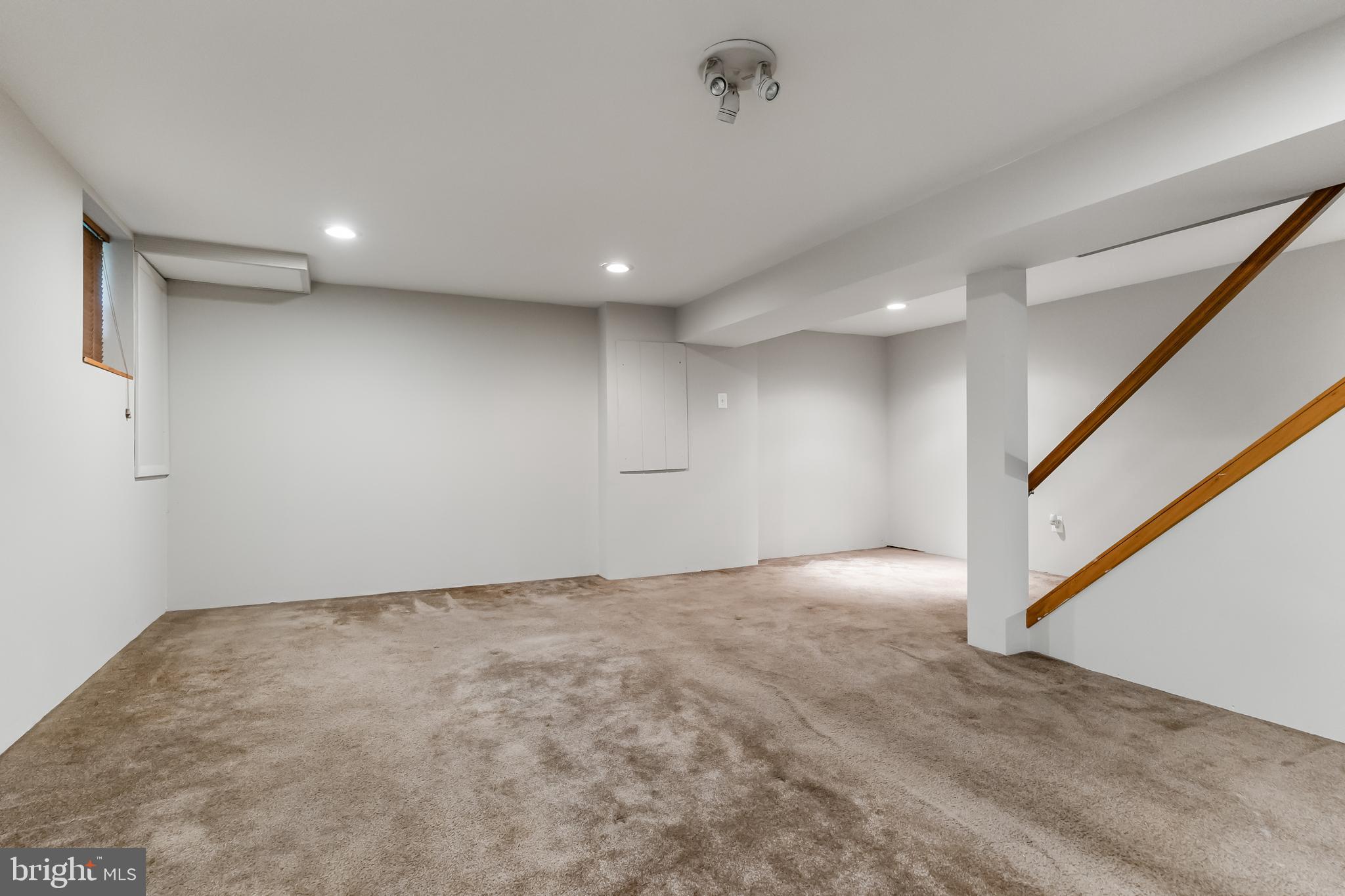 247 Hinton WAY