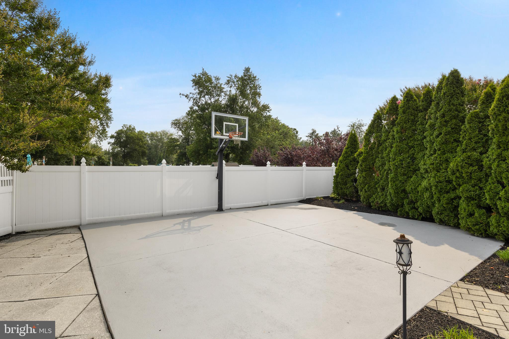 247 Hinton WAY