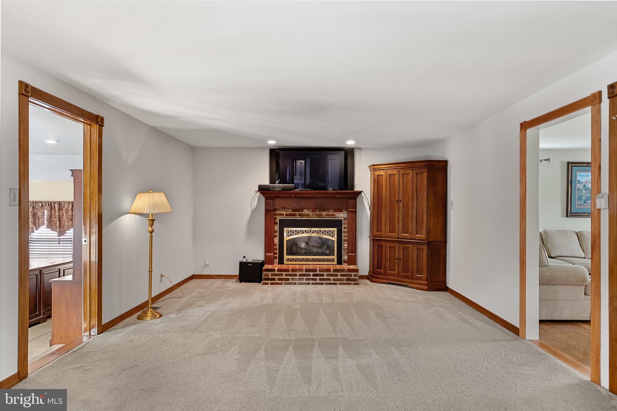 247 Hinton WAY