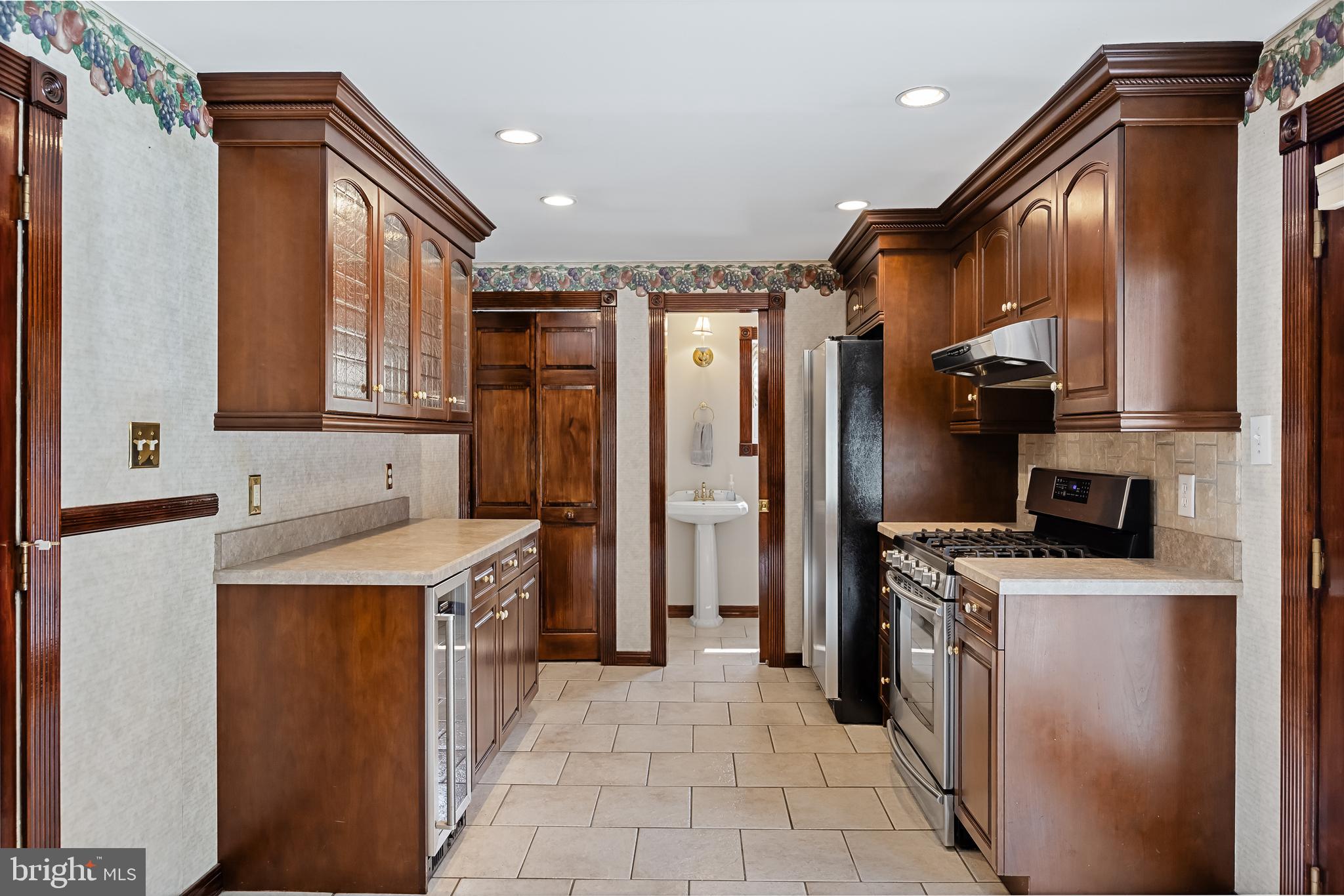 247 Hinton WAY