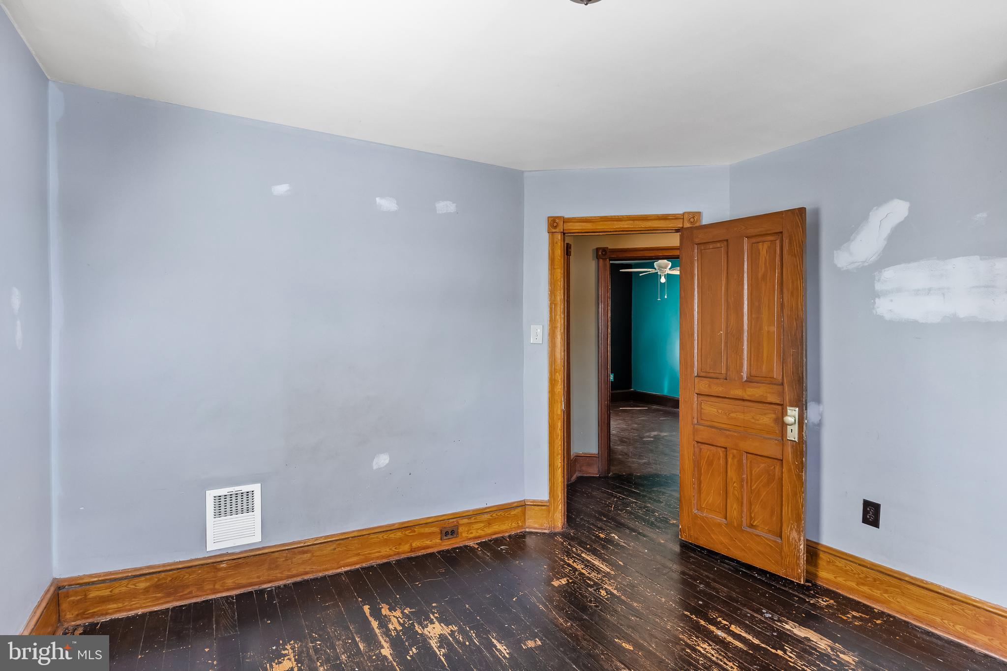 310 Trenton AVENUE