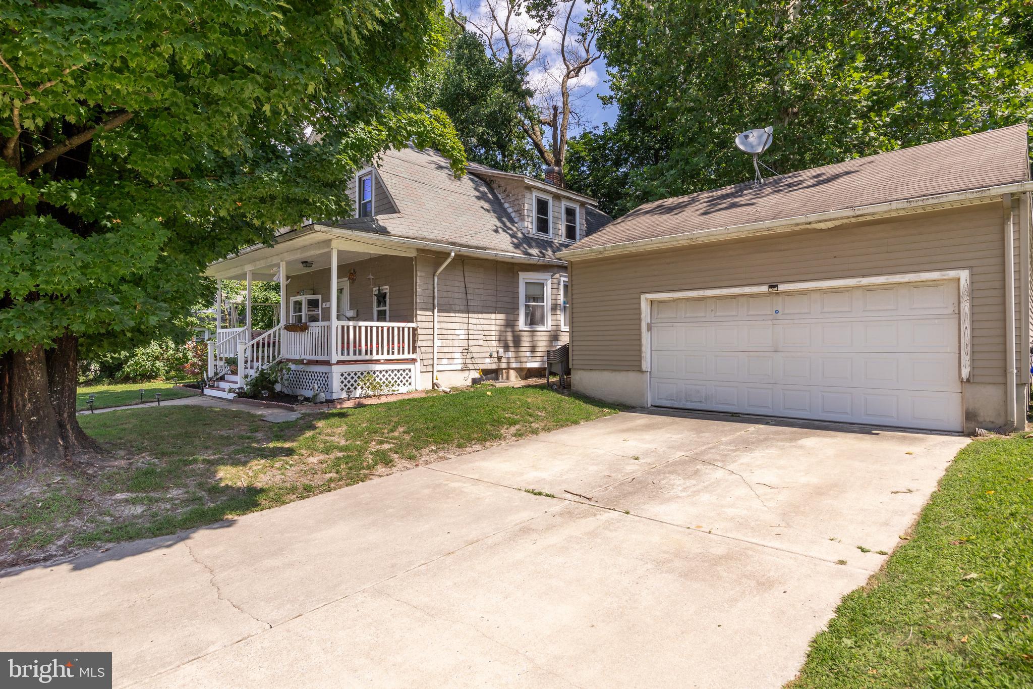 46 White Horse AVENUE