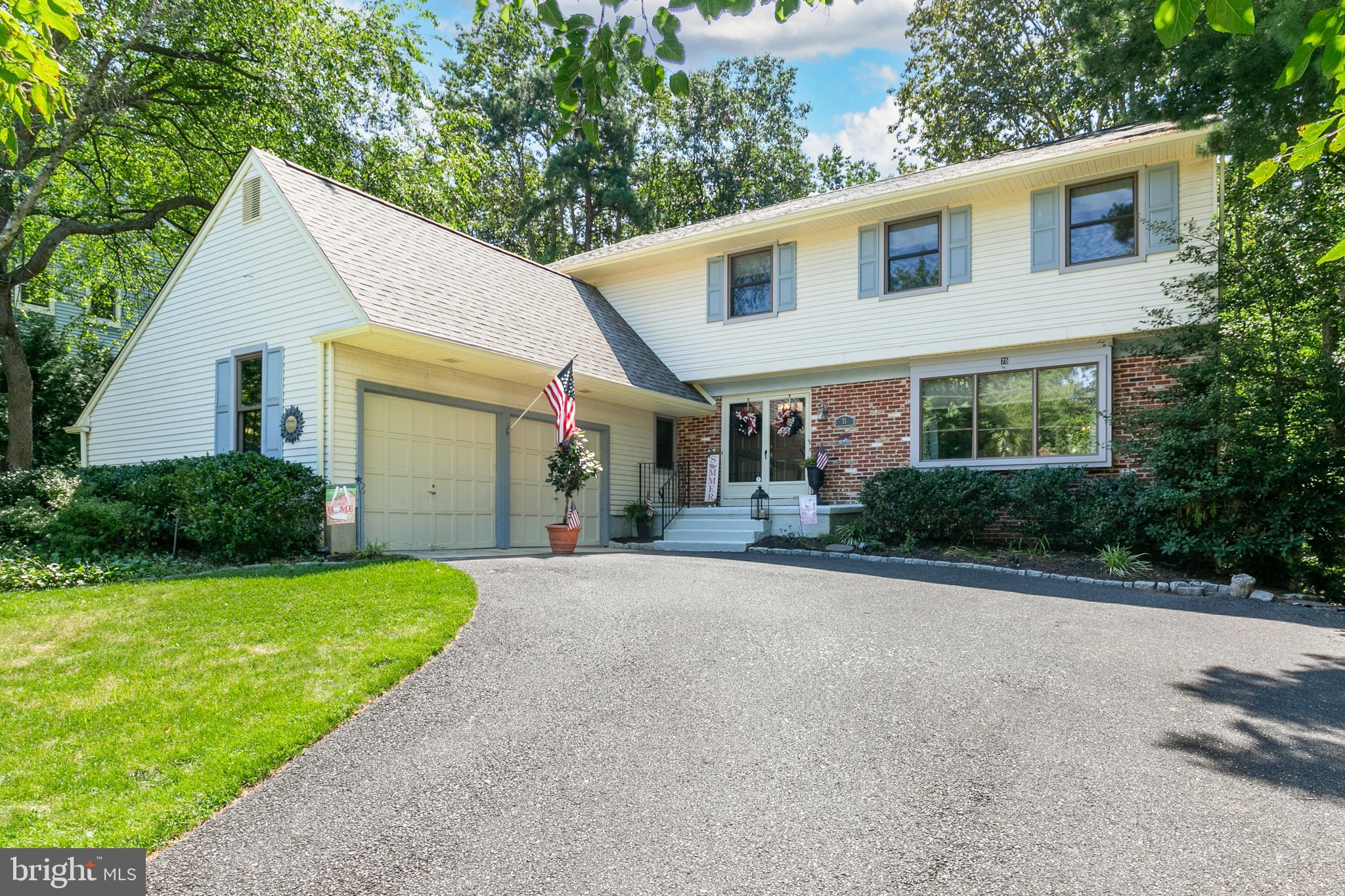 75 William Feather DRIVE