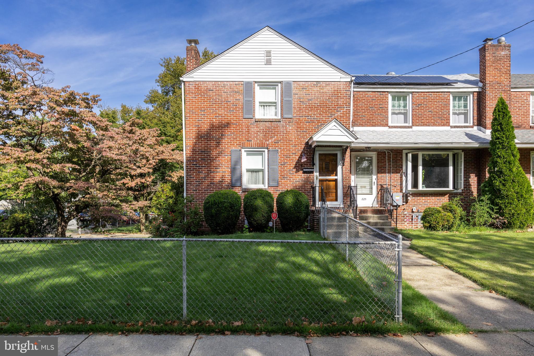 827 Magill AVENUE