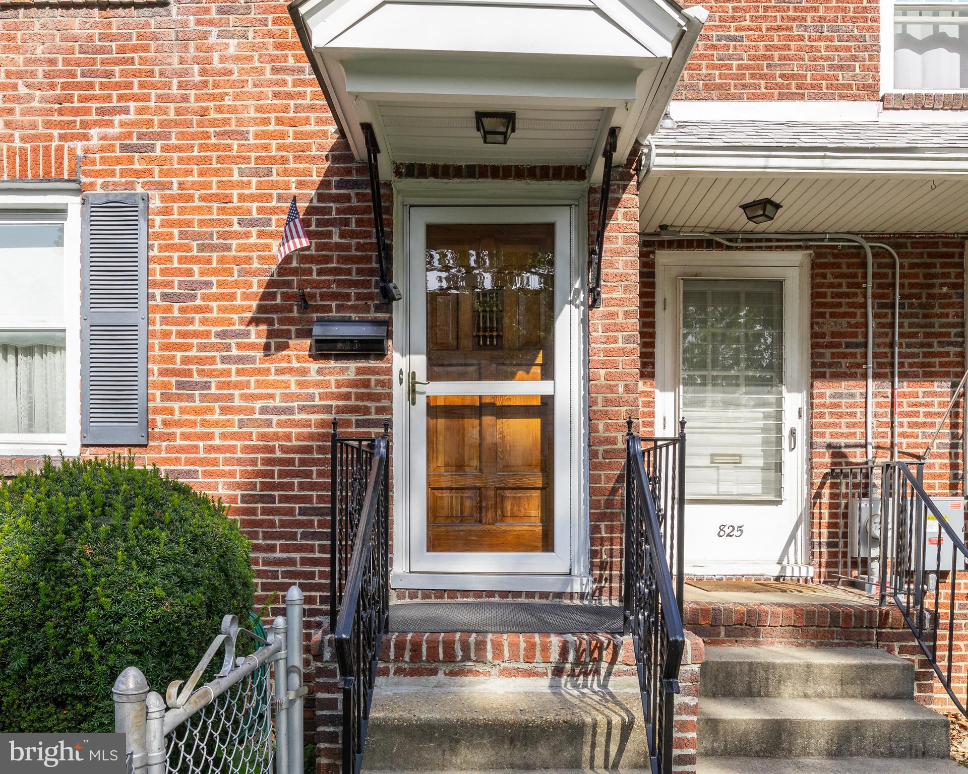 827 Magill AVENUE